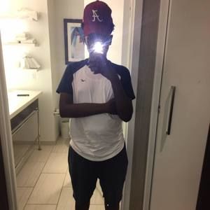 Meet your Posher, Kellz